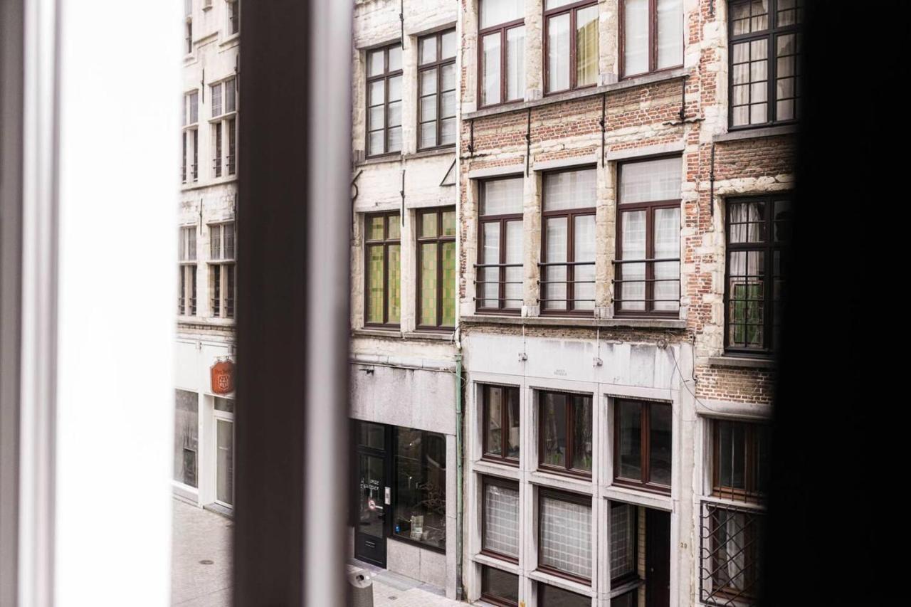 Gorgeous Apartment In Old City Centre Of Antwerp 1 Bagian luar foto